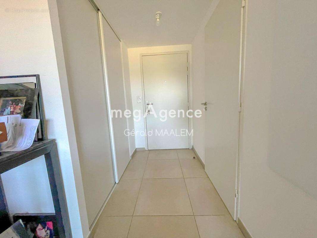 Appartement à COGOLIN