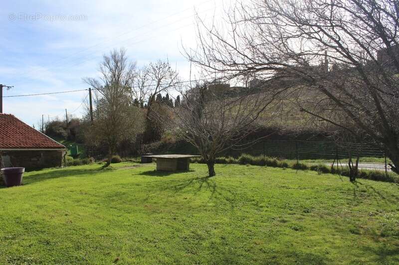 Maison à LEZAT-SUR-LEZE