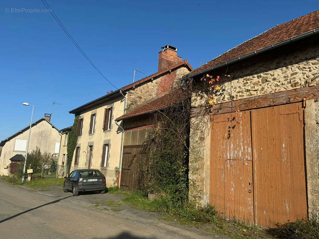 Maison à FROMENTAL