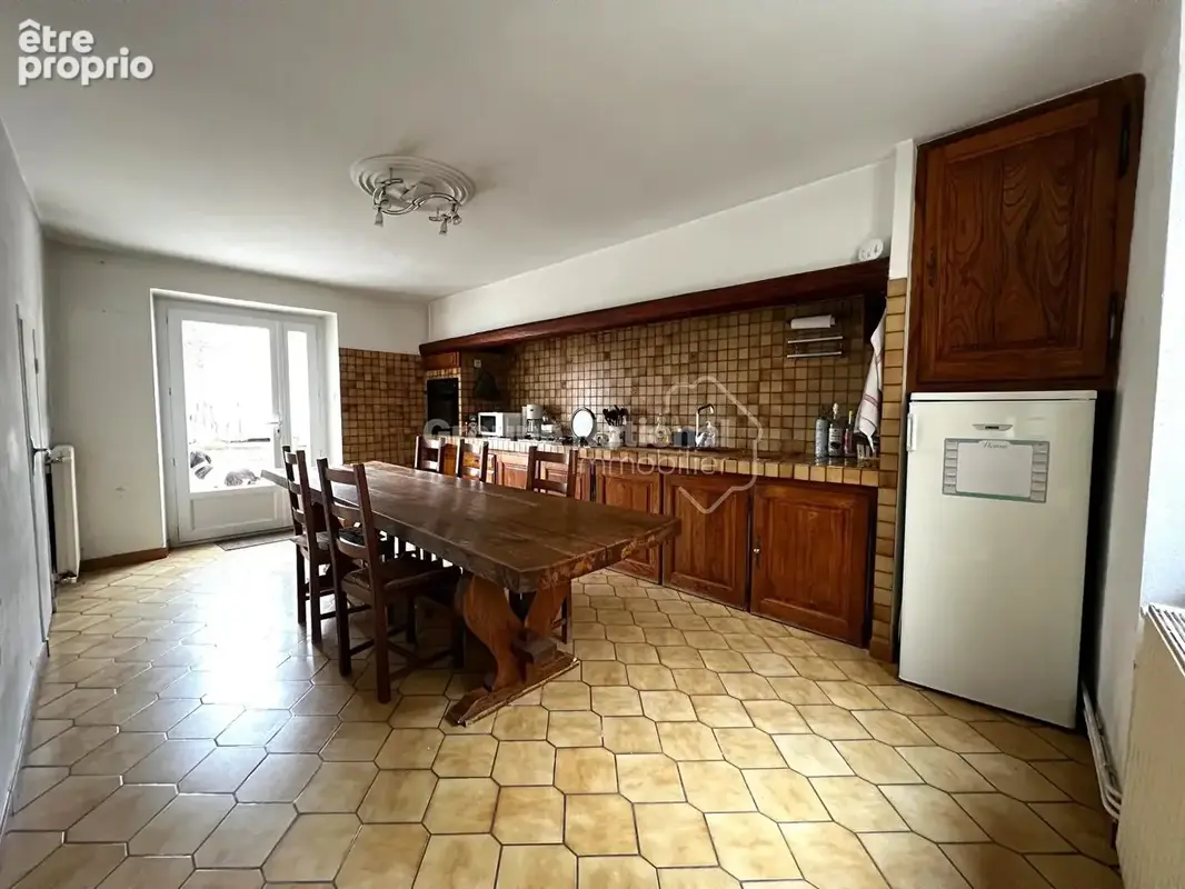Maison 3 chambres, jardin et dépendance au coeur du village - photo 6