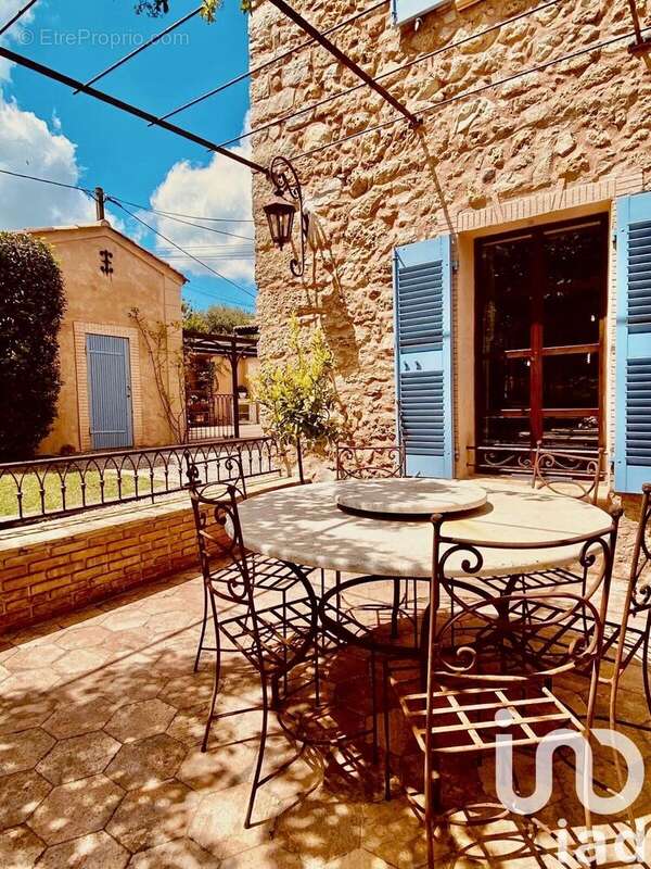 Photo 4 - Maison à LE CANNET-DES-MAURES