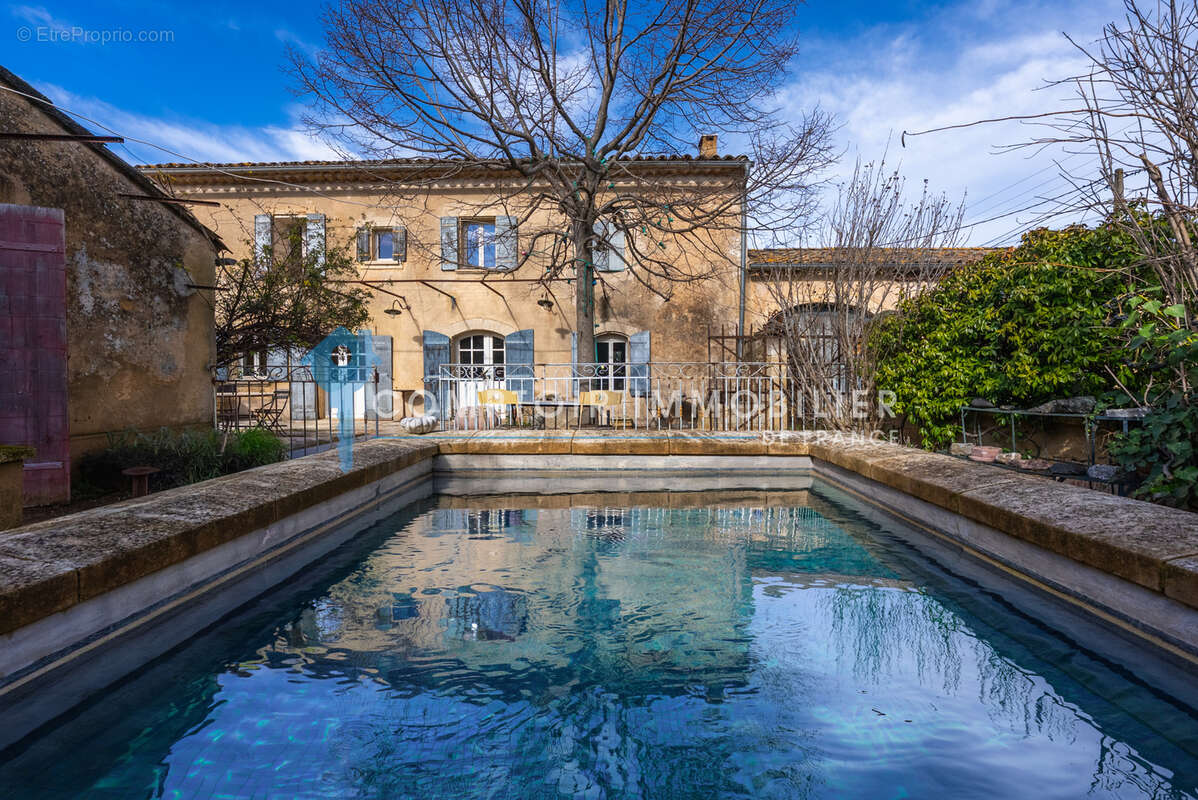 Maison à ROBION