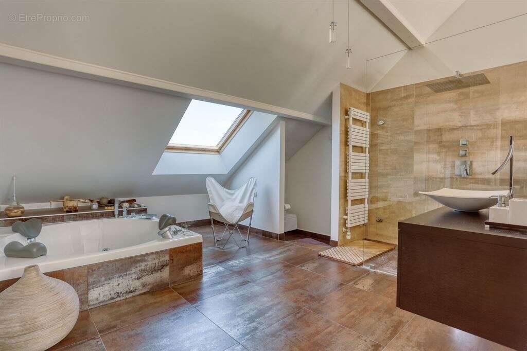 Maison à NANTERRE