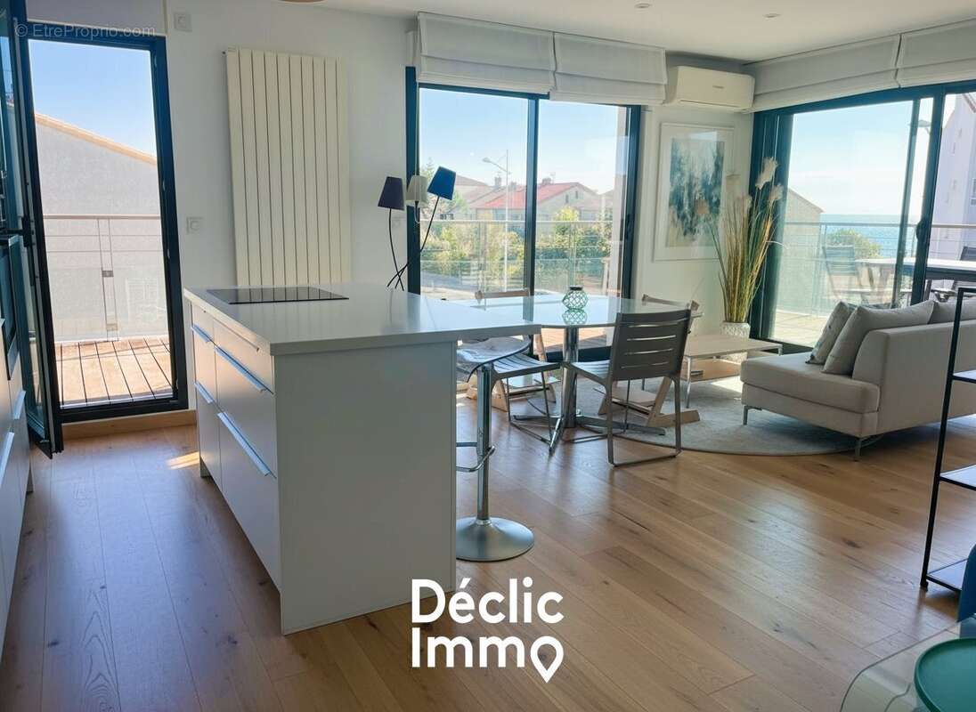 Appartement à CANDILLARGUES