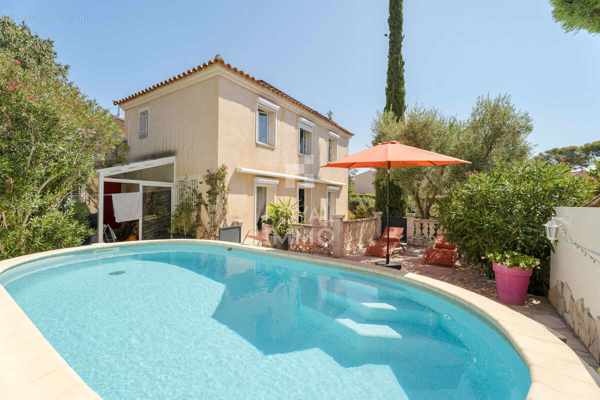 Maison T5 - 110m2 - piscine - photo 2