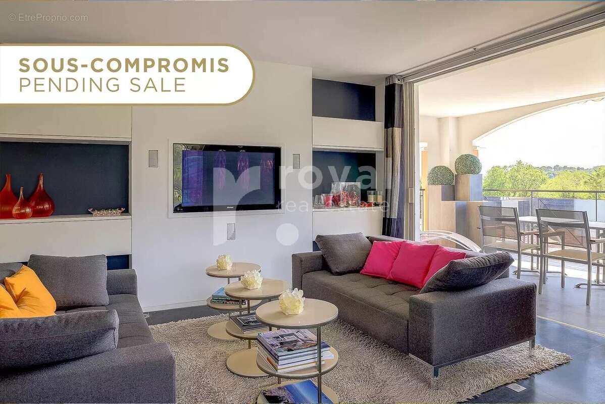 Appartement à MOUGINS