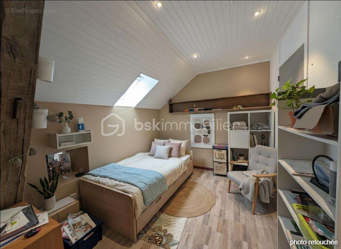 Maison à EGRISELLES-LE-BOCAGE