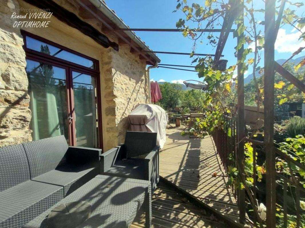 Maison de village en pierre et bois – charme et calme au rendez vous, FUILLA - photo 4