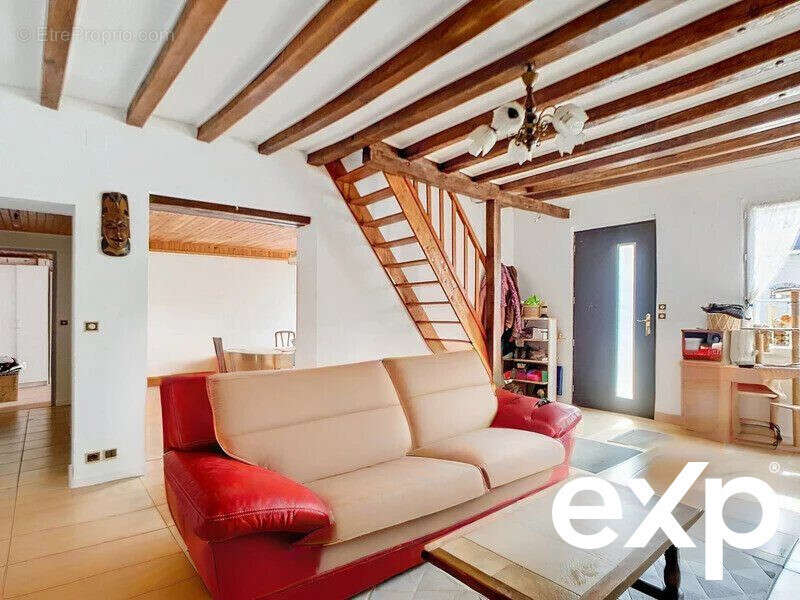 Maison à SAINT-MARTIN-DES-BOIS