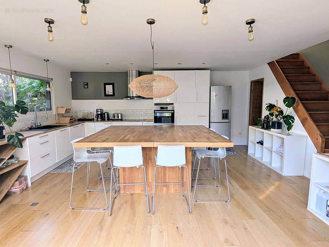 Maison à DEUIL-LA-BARRE