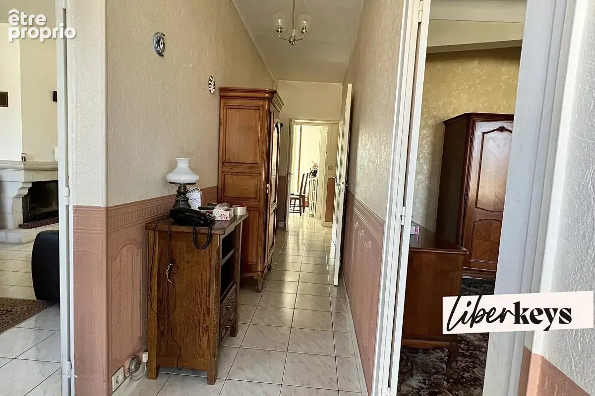 Maison de 114m2- 6 pièces - Terrain 1801 m2 - Chatellerault Nord - photo 5