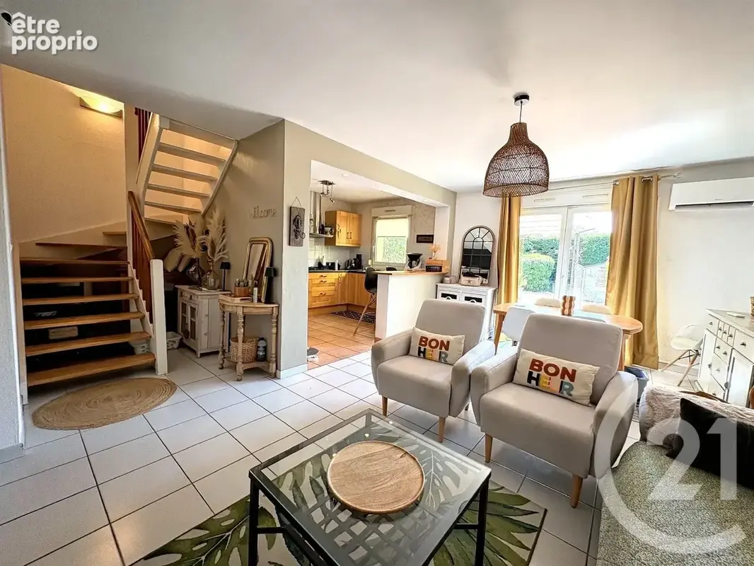 Maison 84 m² à La Salvetat-Saint-Gilles  - photo 3