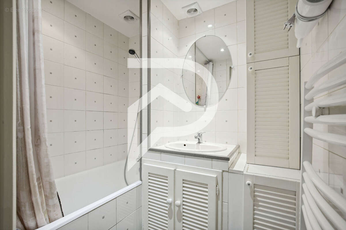 Appartement à COLOMBES