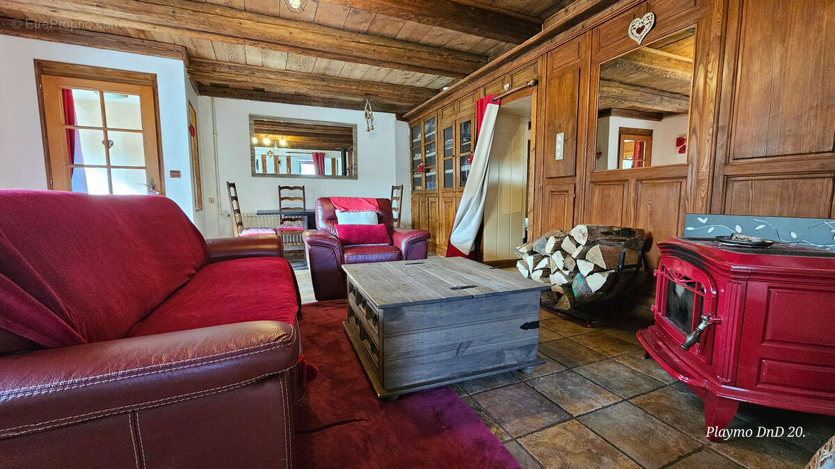 Champenay, commune de Plaine, spacieuse maison de caractère, rénovée, 192 m2, 4 chambres. - photo 10