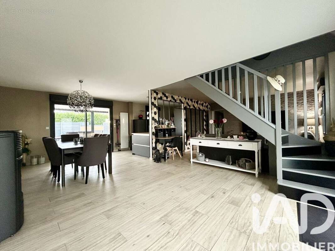 Photo 2 - Maison à CHANCEAUX-SUR-CHOISILLE