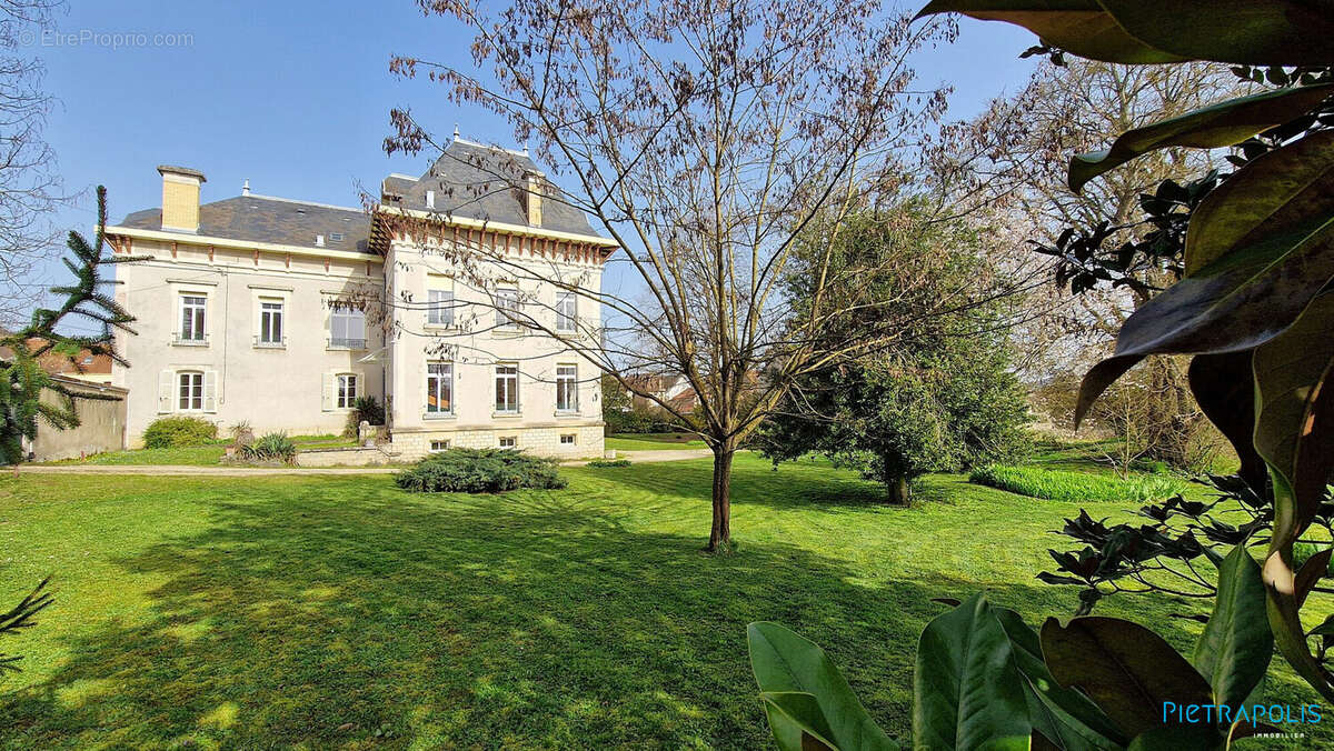 Maison 342 m² à Beaune  - photo 5