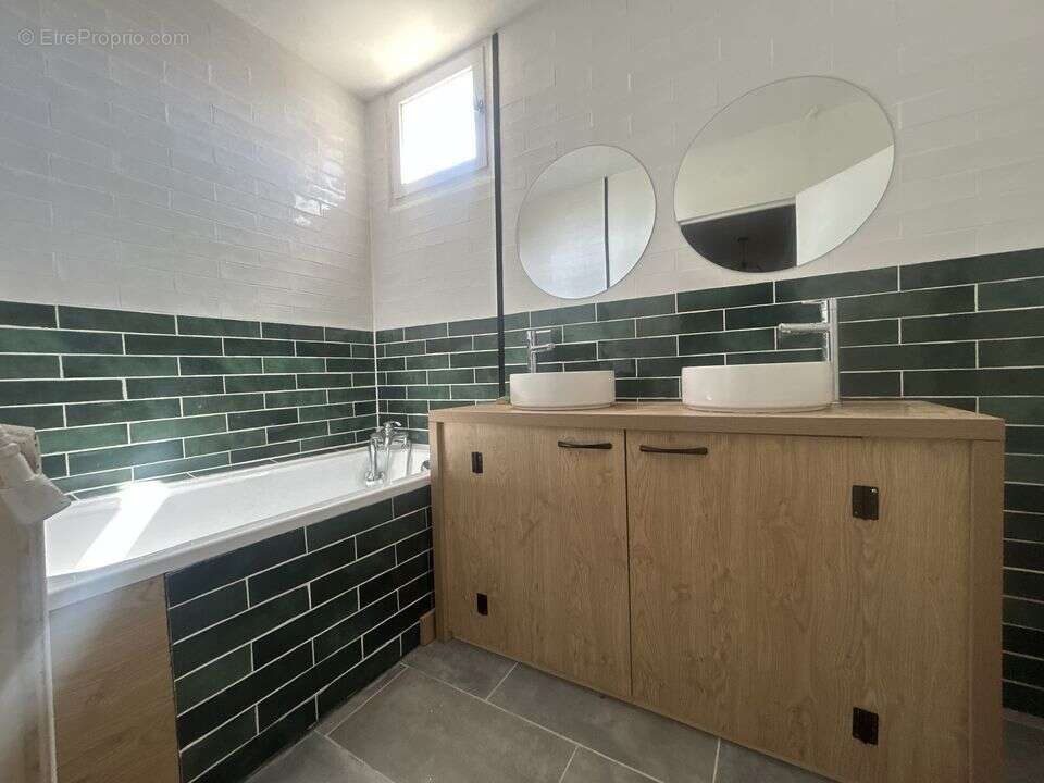 Appartement à MARSEILLE-13E