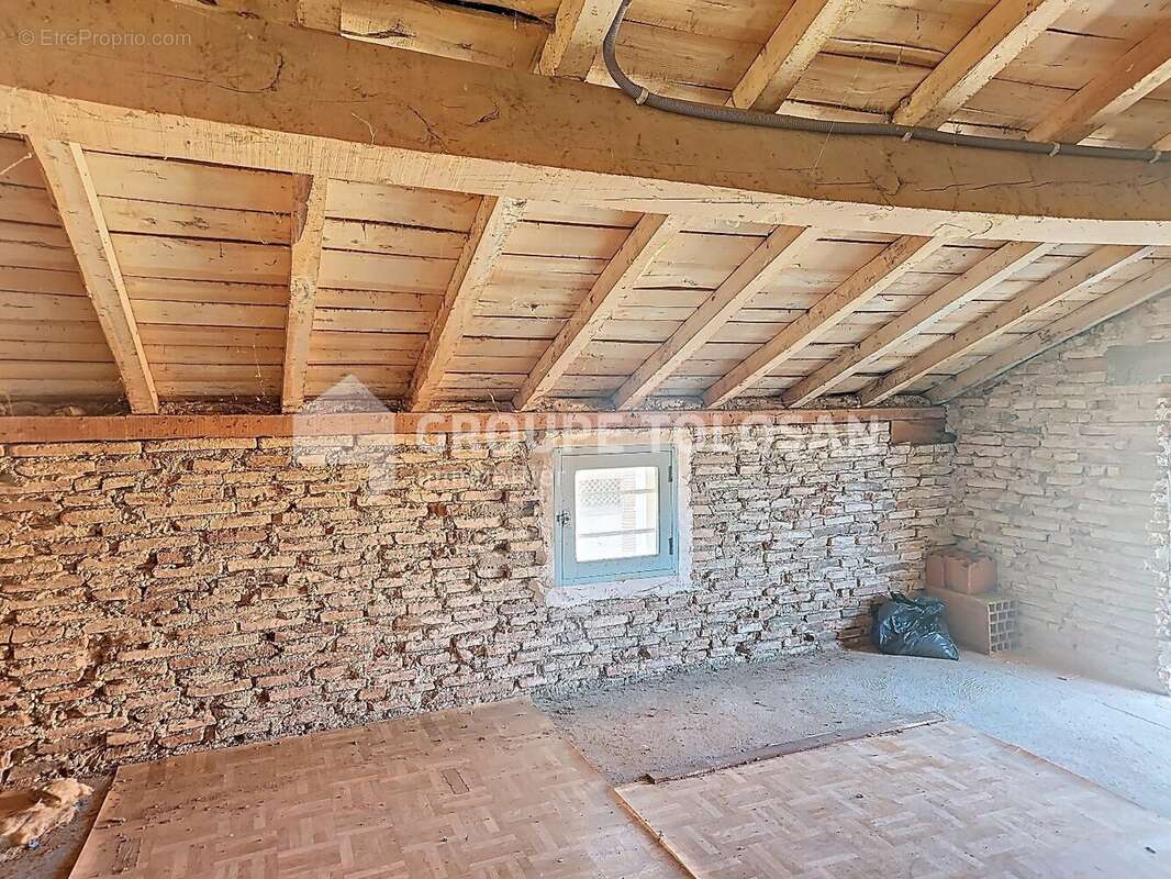 Maison à SAINT-ORENS-DE-GAMEVILLE