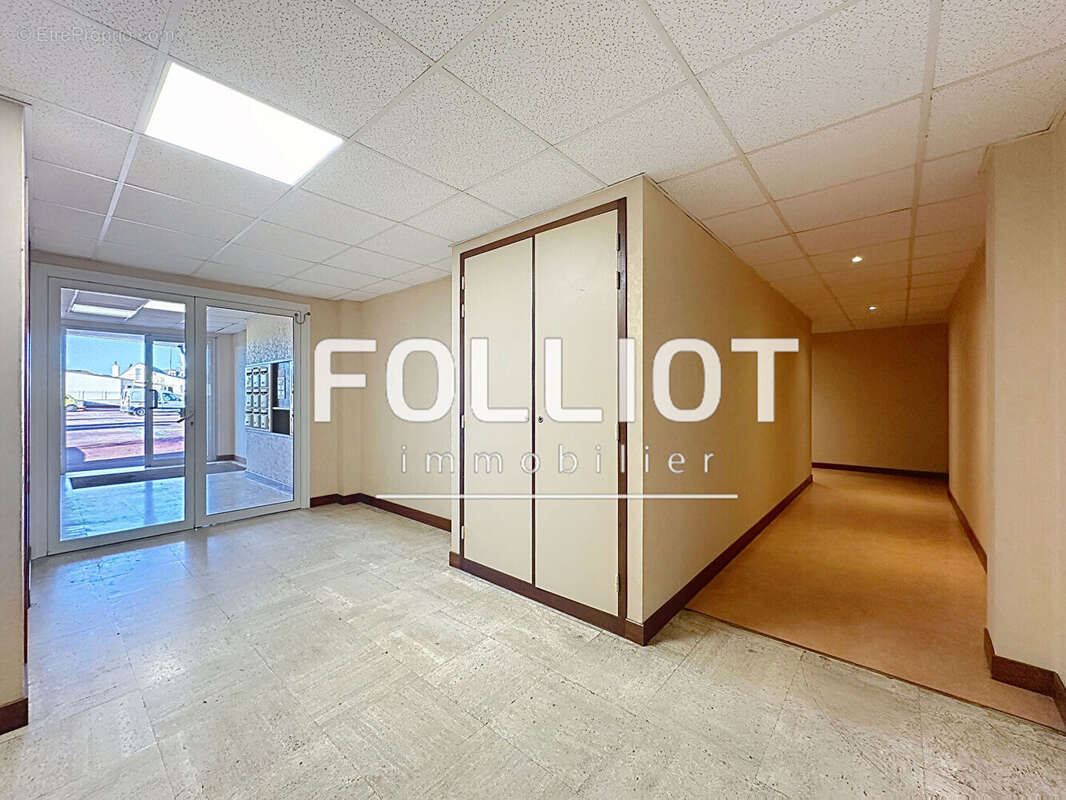 Appartement à DONVILLE-LES-BAINS