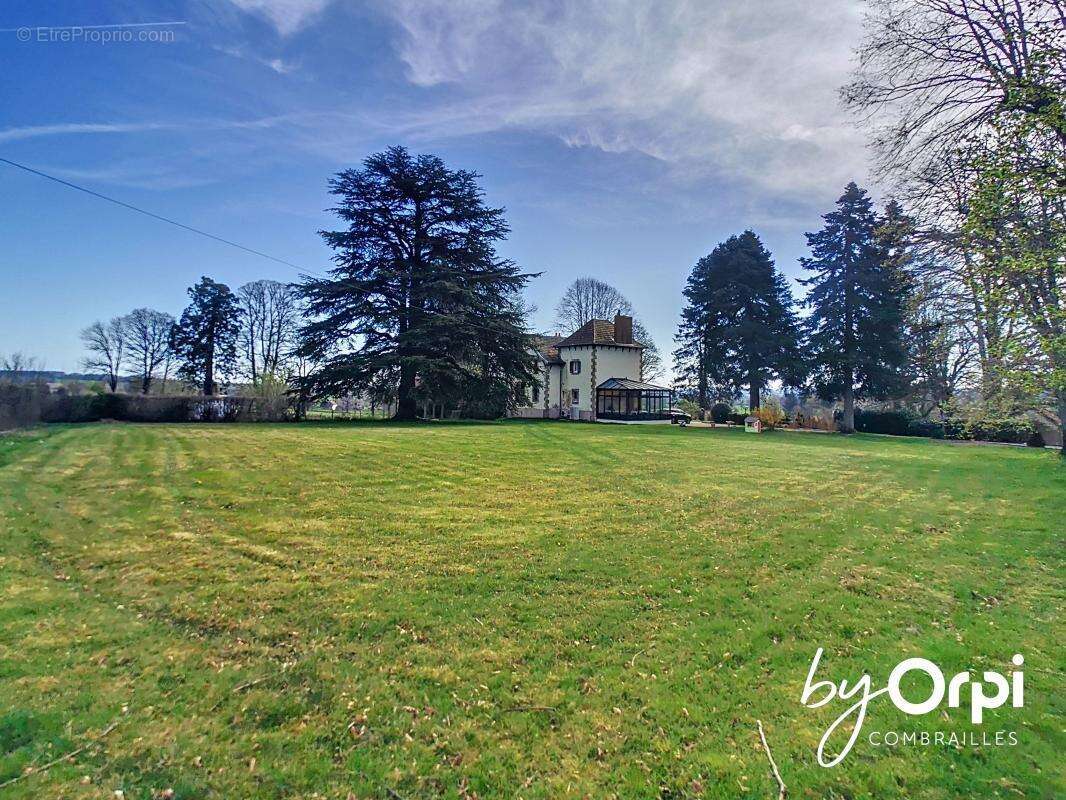 Maison à ARPHEUILLES-SAINT-PRIEST