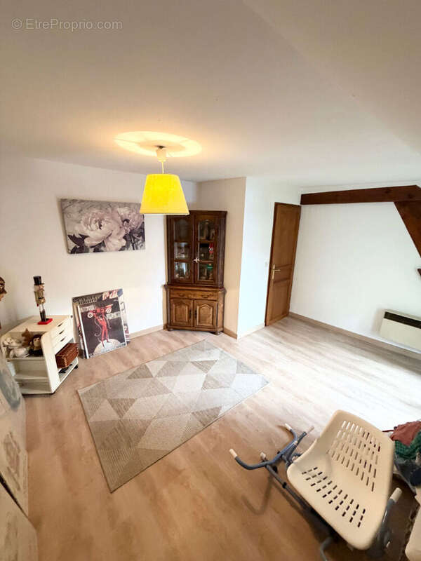 Maison à BOURAY-SUR-JUINE