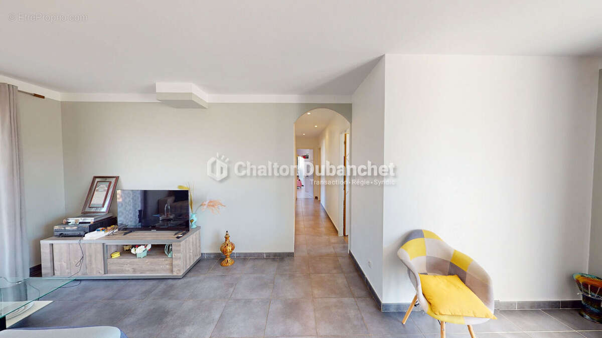 Maison à SAINT-LEGER-SUR-ROANNE