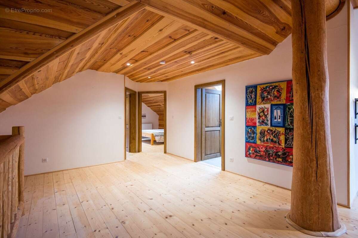 Chalet de prestige en rondins - photo 11