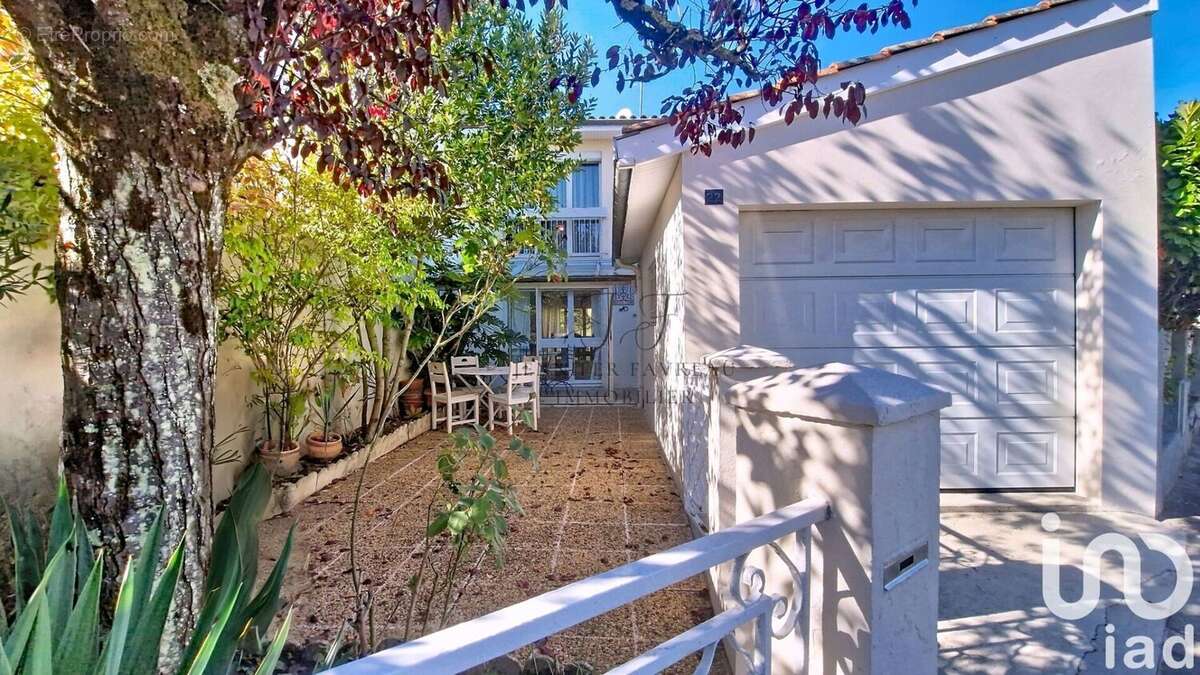 Photo 2 - Maison à CARBON-BLANC