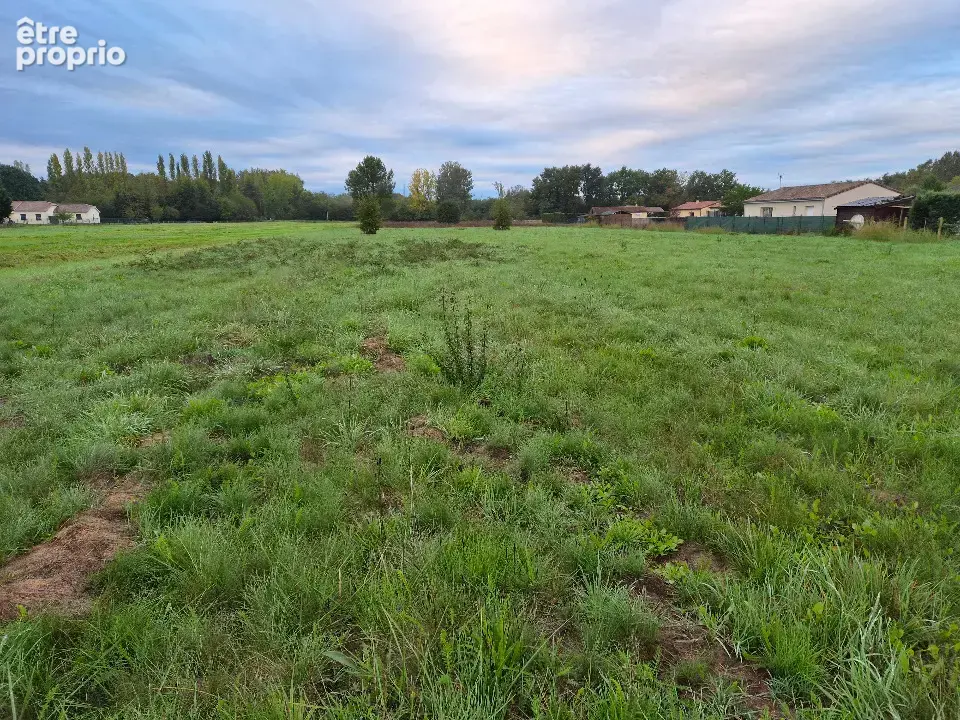 Terrain à GOURS