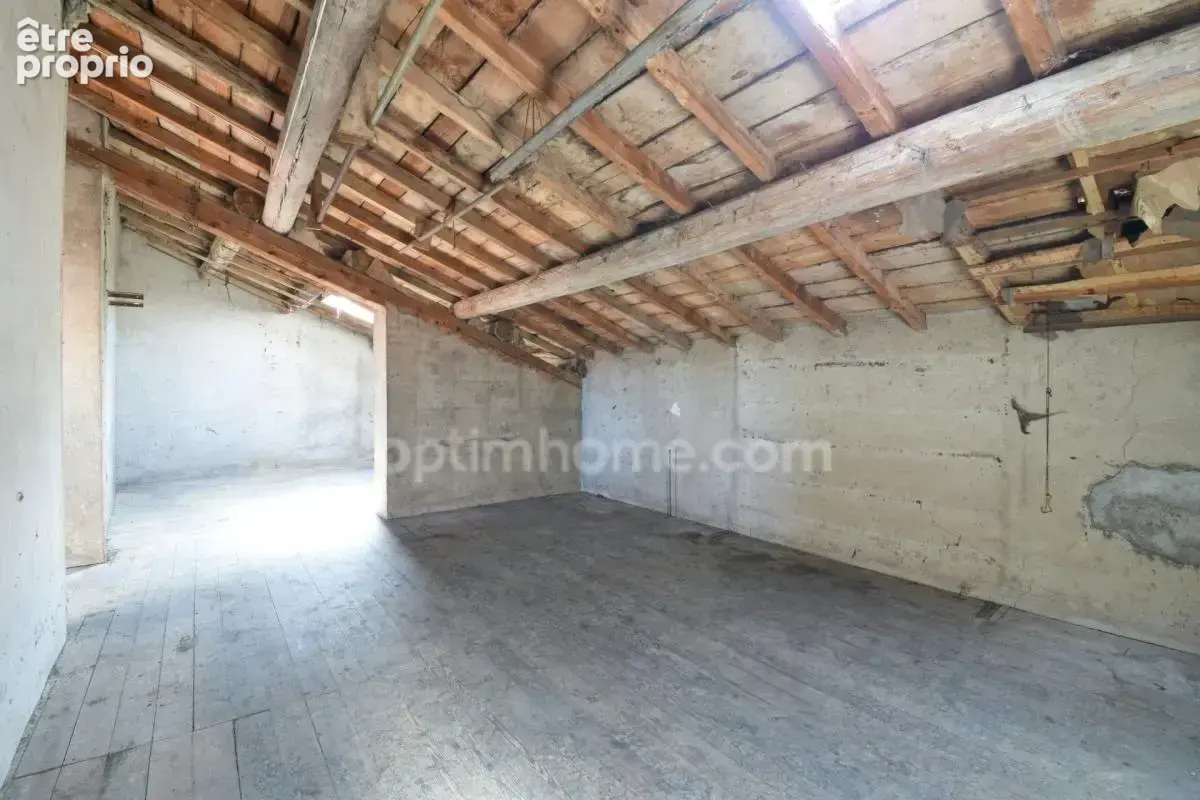*** exclusivite *** grande maison de ville a renover avec terrain, patio et dependances *** billom 63160 - photo 13