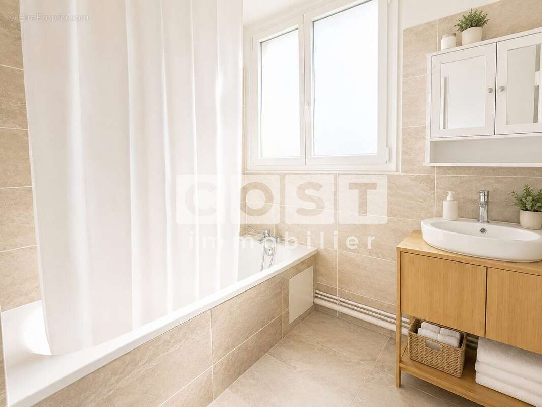 Appartement 71 m² à Asnieres-Sur-Seine  - photo 3