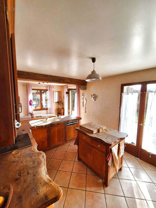 Maison à SCIENTRIER