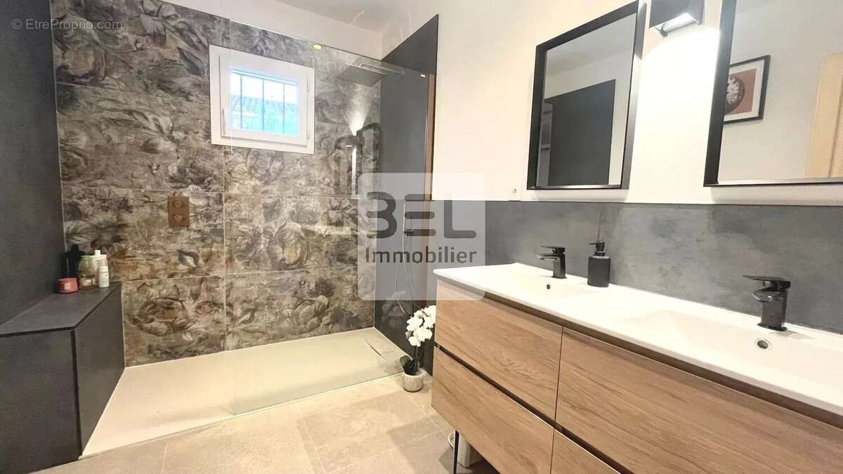 Maison à SAINT-BONNET-DU-GARD