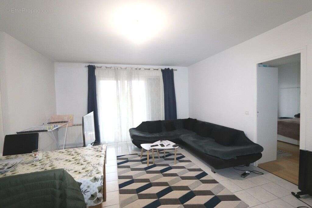 Appartement à LIVRY-GARGAN