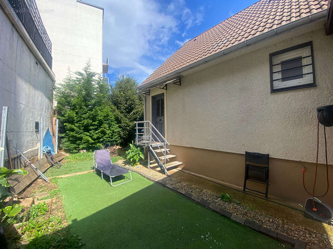 Maison à SAVIGNY-SUR-ORGE