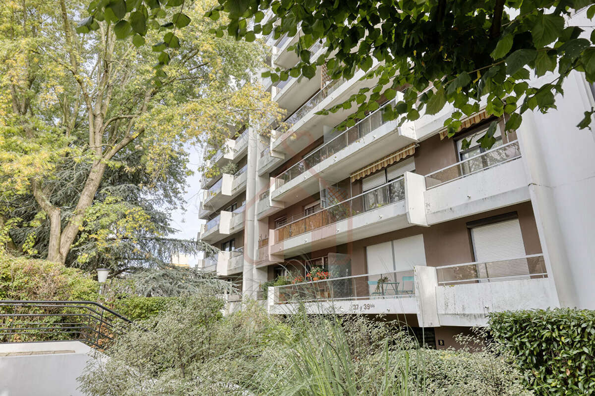 Appartement à LE KREMLIN-BICETRE