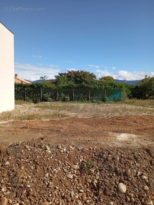 Terrain à BOURG-DE-PEAGE