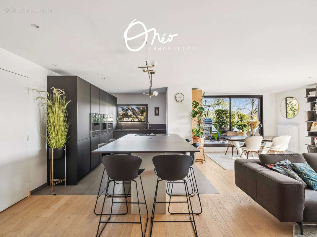 Appartement à SAINT-CYR-AU-MONT-D'OR