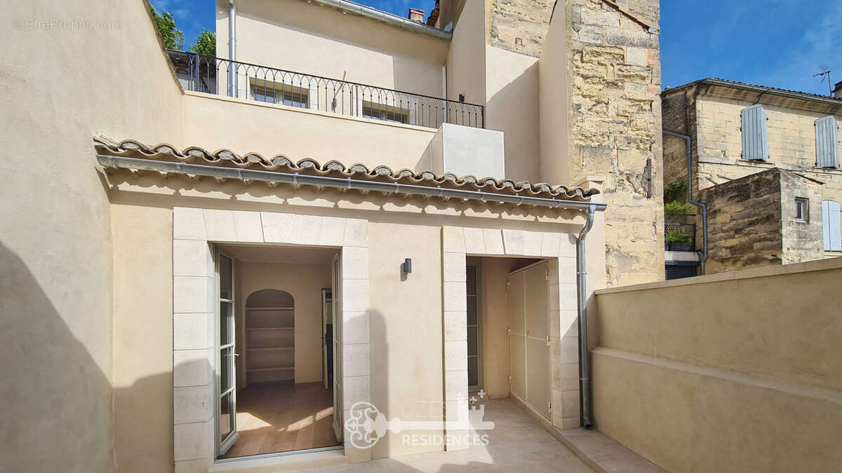 Appartement à UZES