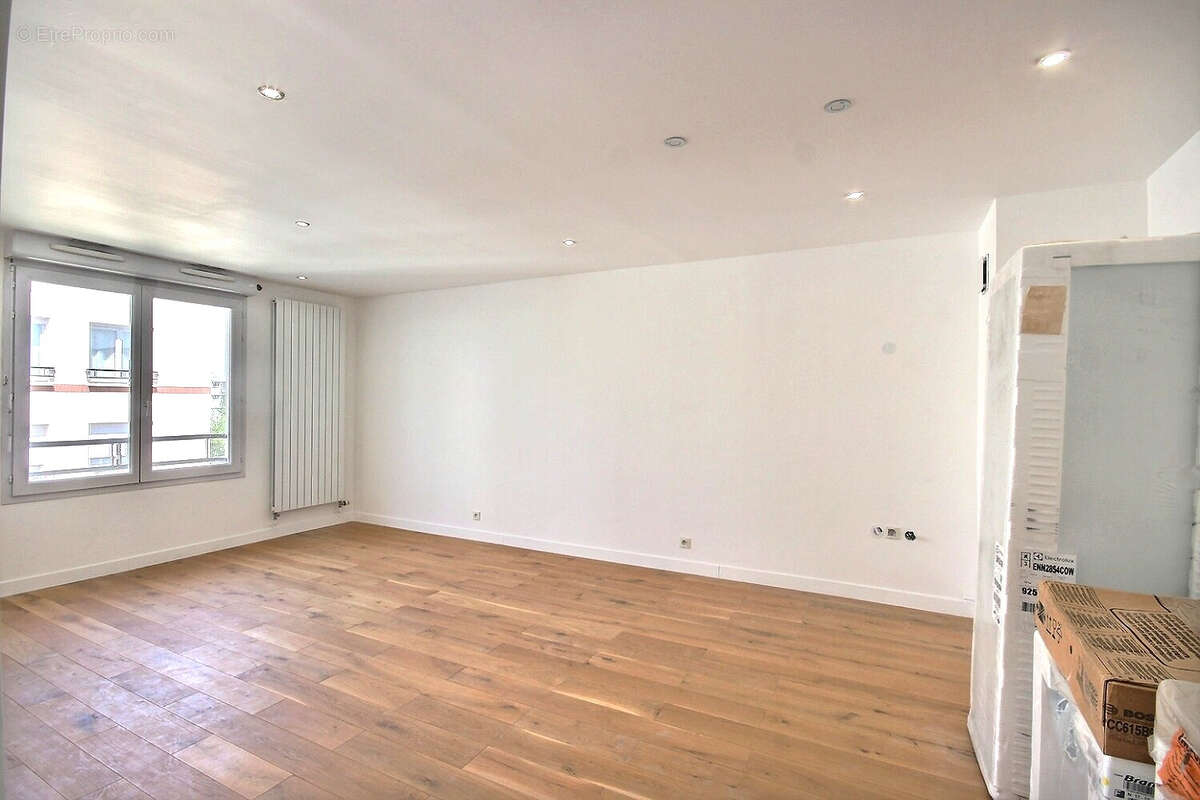 Appartement à SURESNES