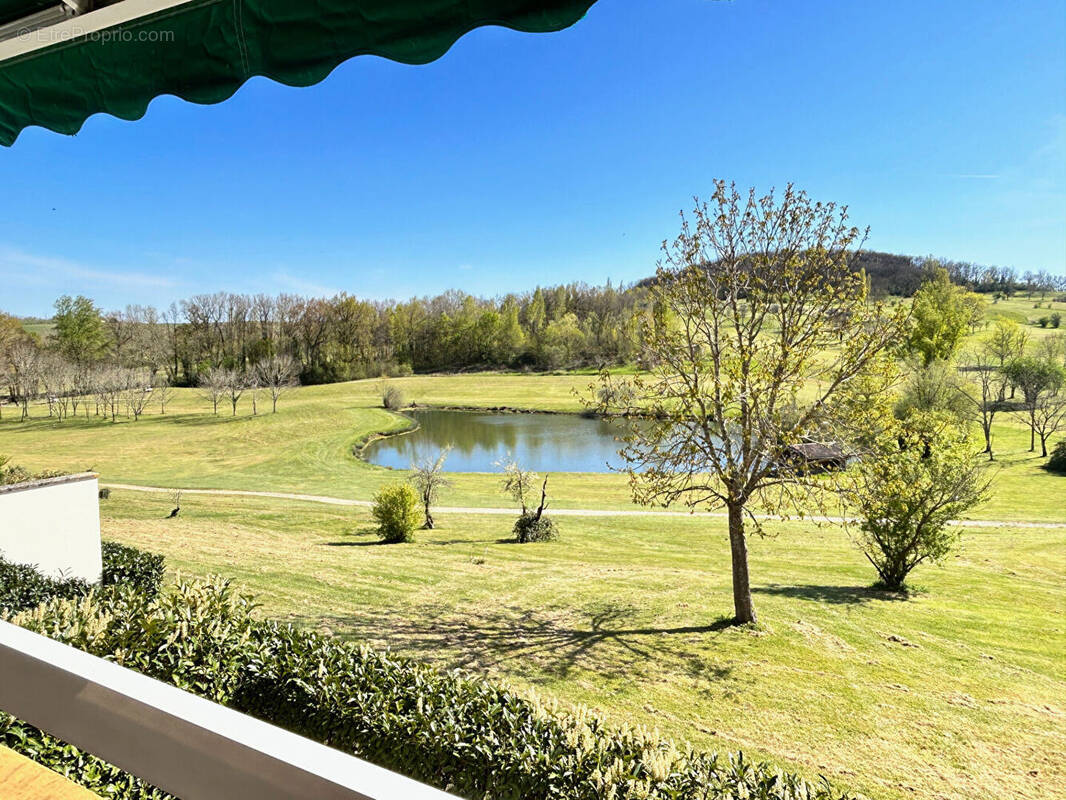 Appartement à CASTELNAUD-DE-GRATECAMBE