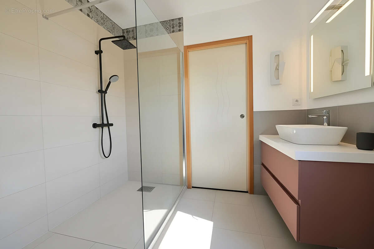 Appartement à VILLE-LA-GRAND