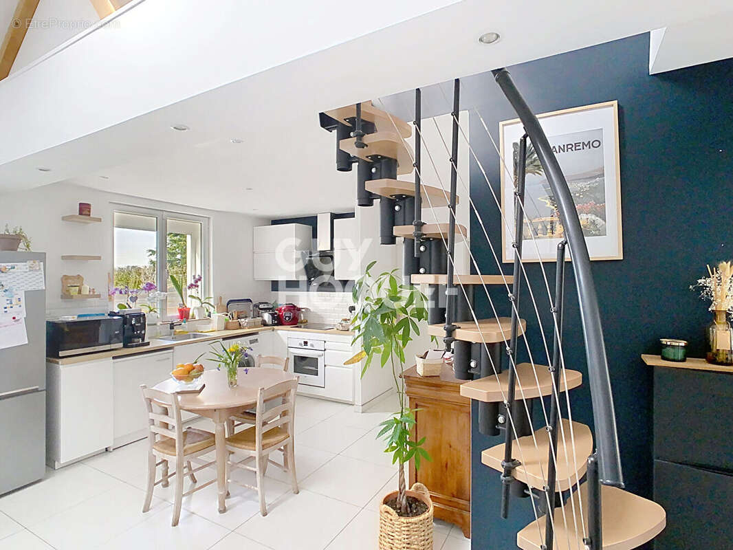 Maison à CREPY-EN-VALOIS