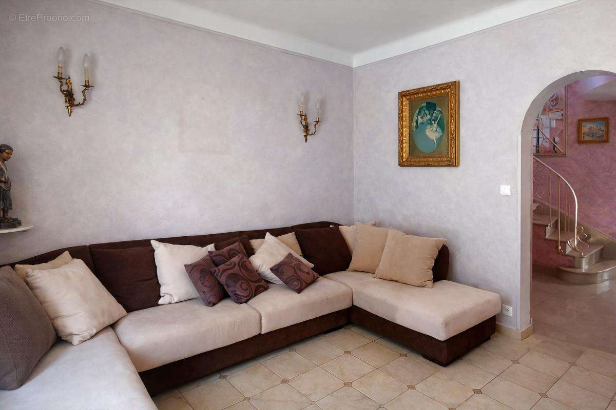 Maison à DRAGUIGNAN