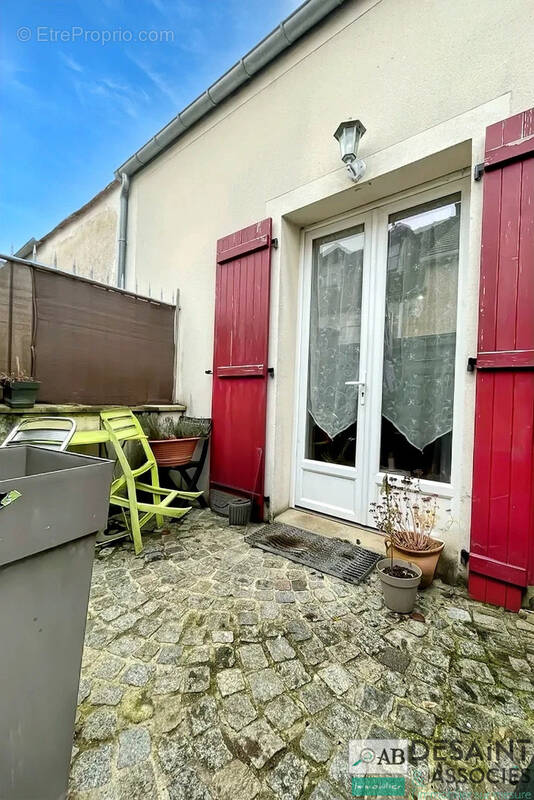 Maison à DAMMARTIN-SUR-TIGEAUX