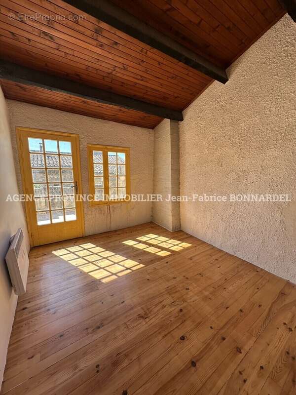 Maison à CHANTEMERLE-LES-GRIGNAN