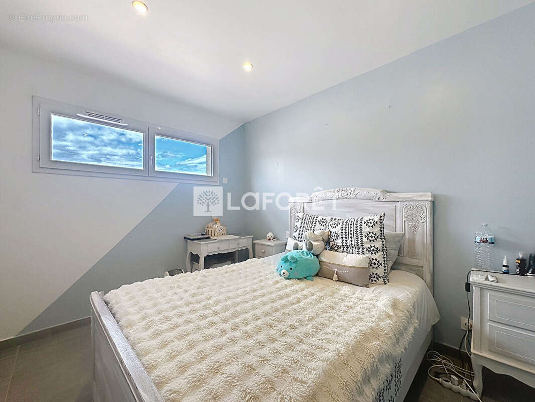 VILLA 3 faces, 3 chambres, 1 suite parentale et piscine. - photo 9