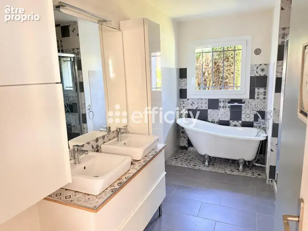 Maison 7 pièces 144 m² à vendre à Perenchies (59840) - photo 8