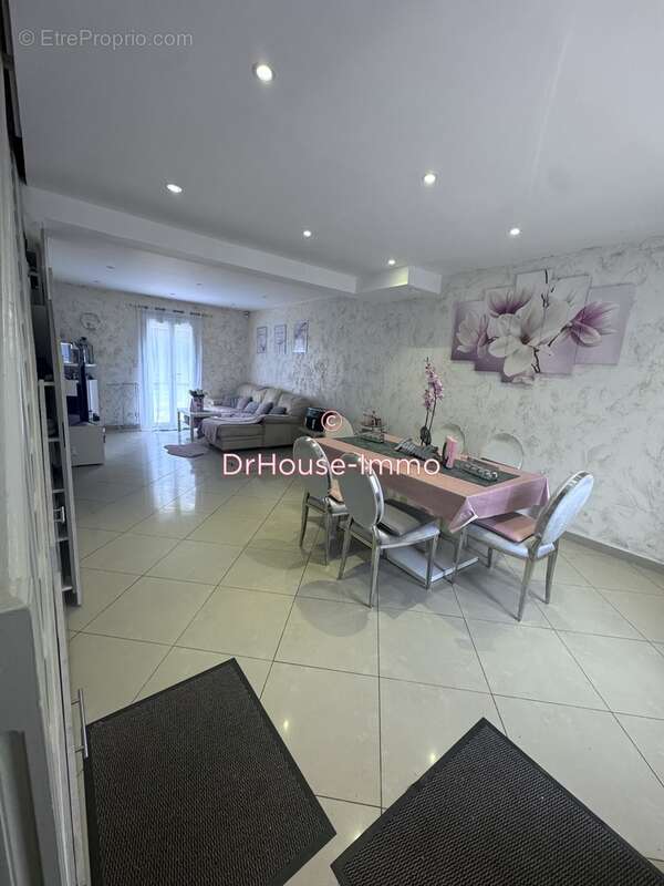 Maison à VILLEPARISIS