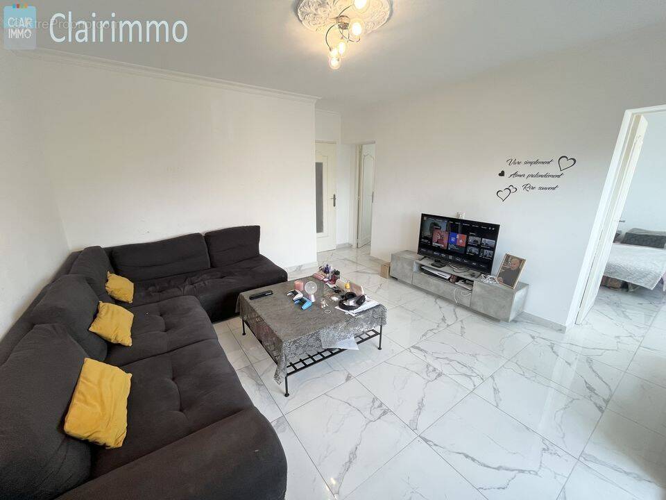 Appartement à MARSEILLE-13E